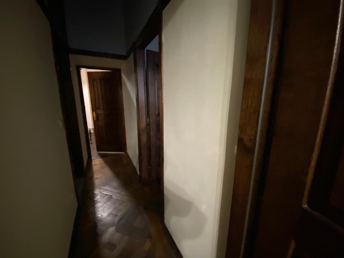 Апартаменти Королівські На Вулиці Лесі Українки 19 Leópolis Exterior foto