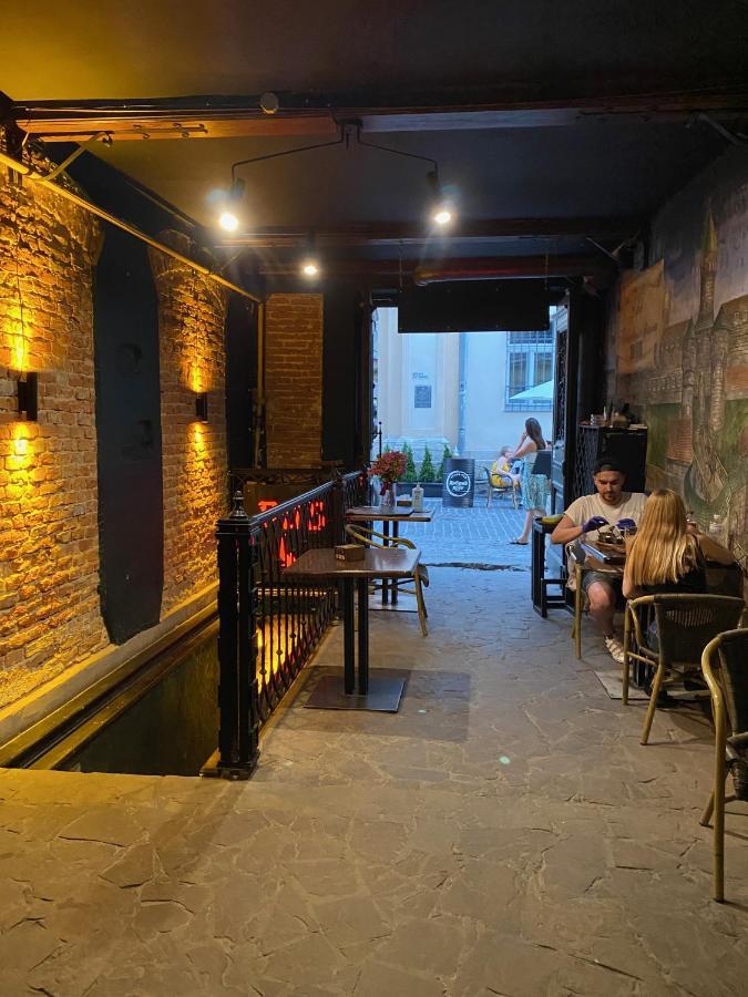 Апартаменти Королівські На Вулиці Лесі Українки 19 Leópolis Exterior foto