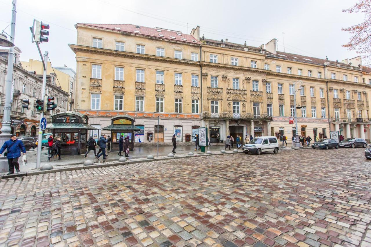 Апартаменти Королівські На Вулиці Лесі Українки 19 Leópolis Exterior foto